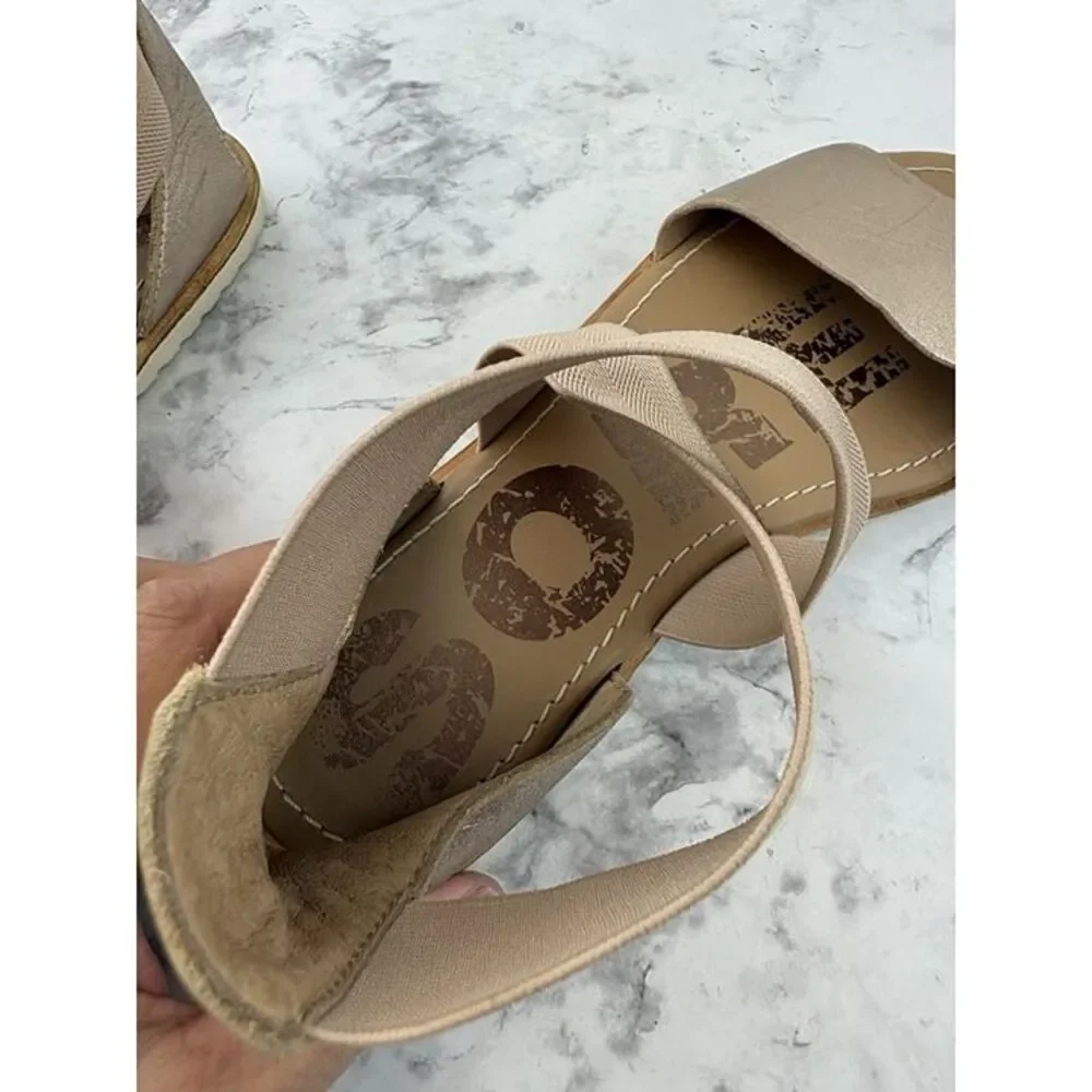 *SOREL Shoes Woman’s Size 6 Gold Tan Metallic Ella II Leather Strappy Sandals